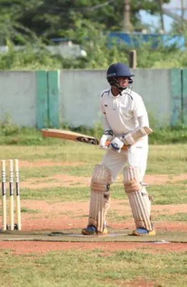 owais cricket